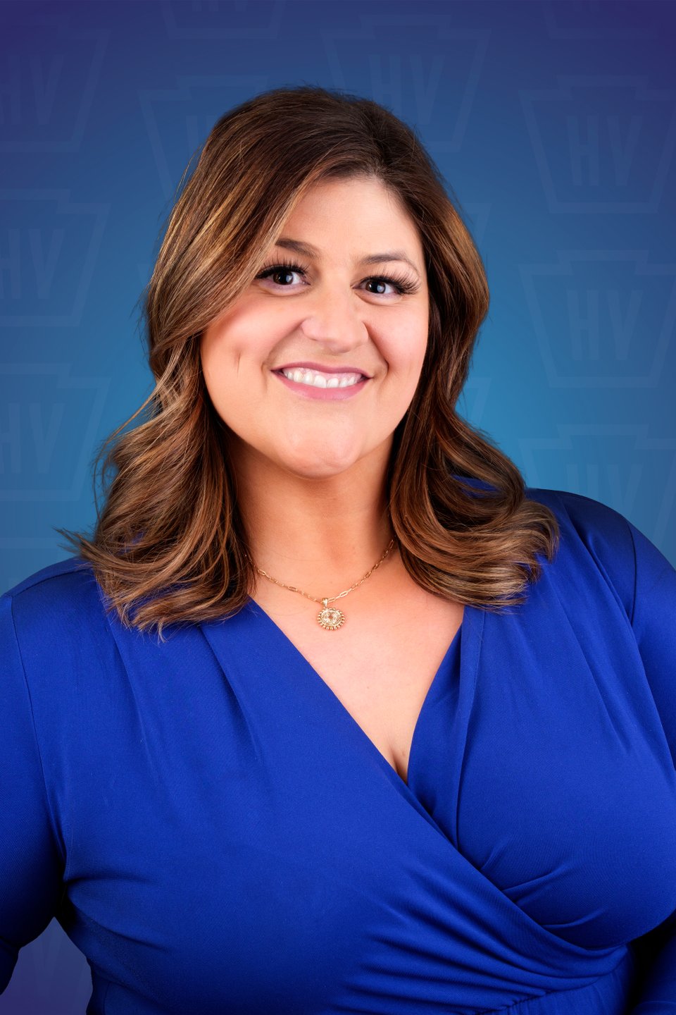 A smiling woman in a blue dress poses against a gradient background. The image is designed for promotional use, highlighting a welcoming atmosphere.