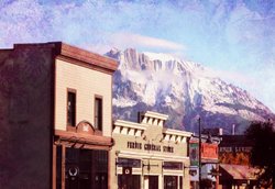 Photo by moss_fae, caption reads: I’m happy to announce that I will be exhibiting artwork for sale at theloafbc this ski season!
Come down to my opening reception on December 4th, 6-8pm 🎨🎨🎨
🌟light refreshments will be available🌟

#fernie #ferniestoke #art #painting #photography #local #artist #exhibition