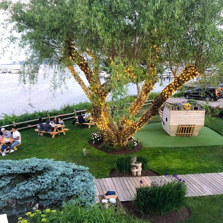 The Best Waterfront Restaurants &amp; Bars Across Long Island