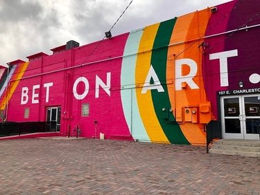 This photo is from our winter road trip. On our way home from California, we stopped in Las Vegas. We went beyond the Strip and explored the Downtown Art District.⠀
.⠀
.⠀
.⠀
.⠀
#lasvegasart #beyondthestrip #lasvegas #instaart #downtownartdistrict #betonart #roadtrip #loveart #lovelife #loveartlovelife #dmweil #nevadaart #color #liveincolor #art #vegas #vegasart #colorfulart ⠀
#artoninstagram #artofinstagram #artistsofinstagram #theworldisabeautifulplace #instagood #painting #artwork #handmade #fineart #artlove