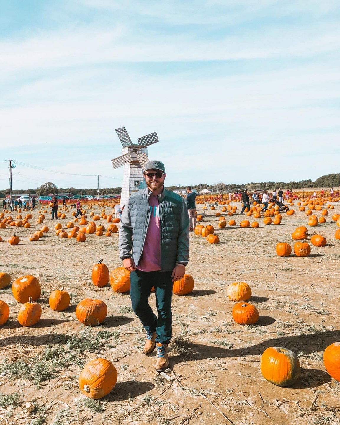 sugar and spice and everything grooovy 🍂🍎🌾🎃