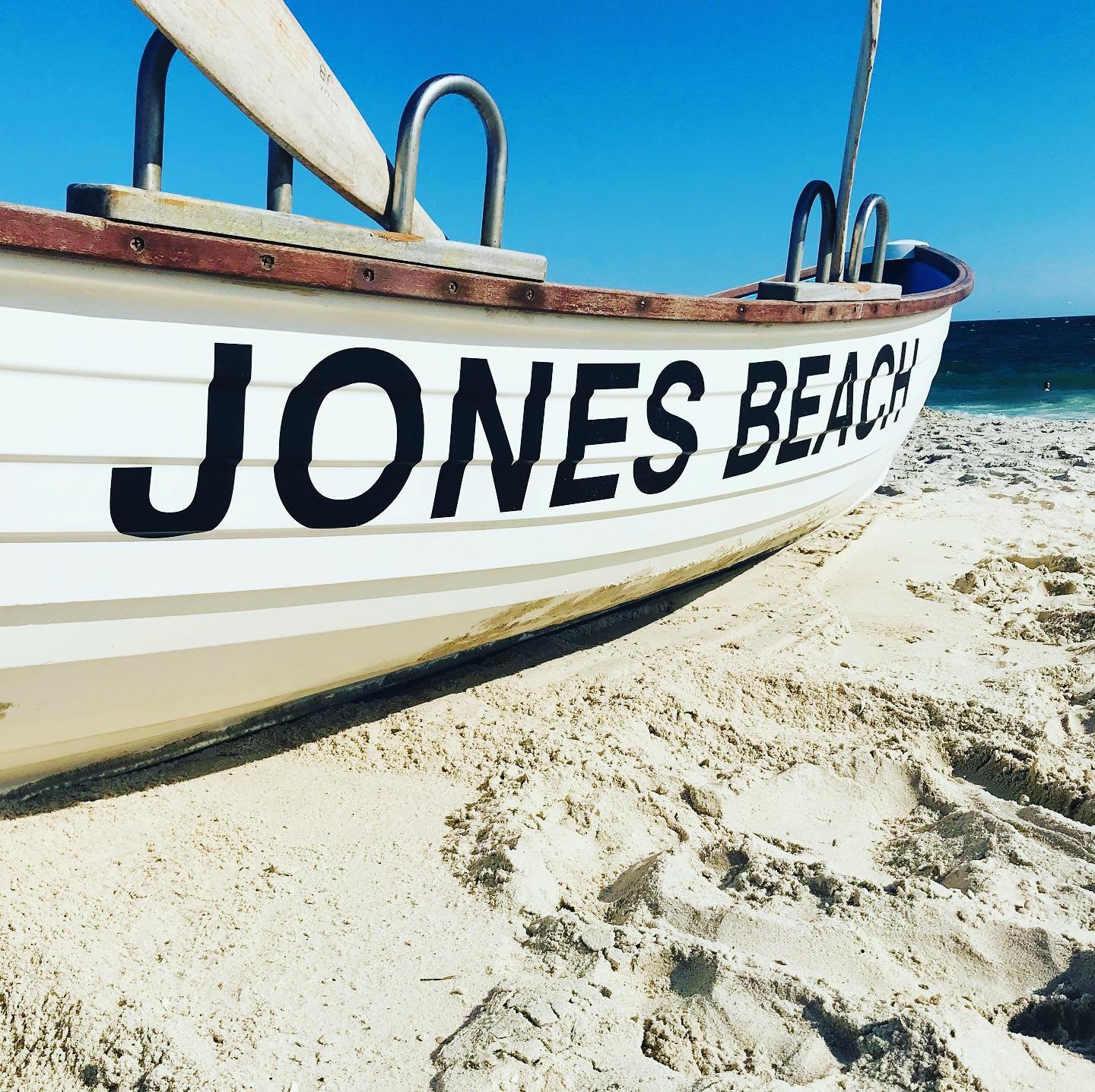 #beachlover #beachlife #beachvibes #jonesbeach #hamptons #hamptonsstyle #hamptonbeach #newyorkbeaches