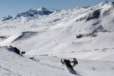 We have some of the biggest untouched country in the lower 48. I love this state.

Photo credit goes to the talented codydoucette

#nevadasnow  #Sledrentals #Elko #whitestuff #winter #ArcticCat #MountainCat  #M8000 #snopro #alpha1 #snowmobile #snowmachine #sled #sledding  #arcticcatsnow #bikemanperformance #bikemanbackcountrysquad  #nevada #sledlife #snowmobilenation #alphacat #Sledclimb #hillclimb #alphaone #backcountry #154 #wheelie  #travelnevada