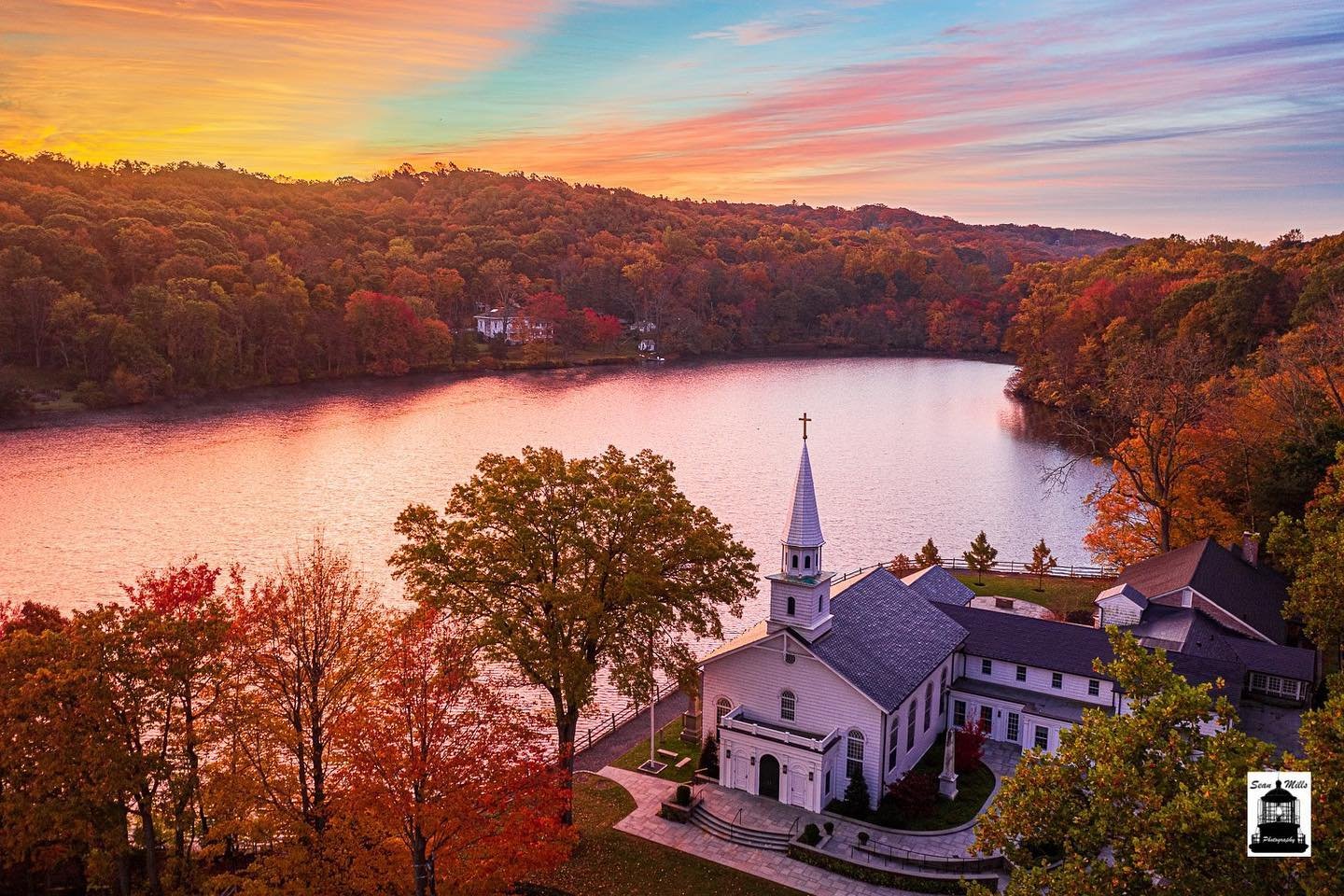 St. John’s Church, Cold Spring Harbor. #church #mills #seanmillsphotos #longisland #autumn #landscapephotography #coldspringharbor #harbor #lake #pond #dawn #sky #drone #aerialphotography