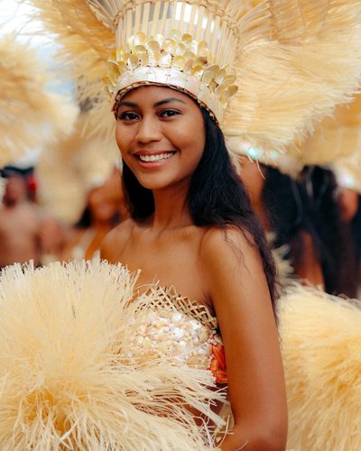 タヒチアンダンスの衣装 - Tahiti Tourisme