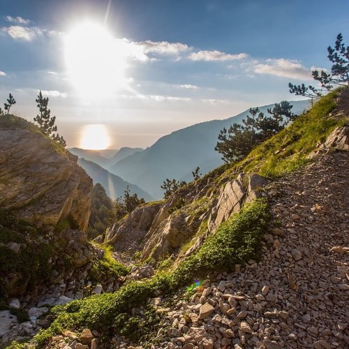 Photo by officialtourapp, caption reads: Mount Olympus is the highest mountain in Greece at 9,570 ft. (2,917m) tall. It is located in the Olympus Range on the border between Thessaly and Macedonia, about 50 mi. (80km) southwest of Thessaloniki. Mount Olympus has 52 peaks, along with beautiful, deep gorges surrounding it. This post concludes our Greek inspiration week. Tune in on Sunday for the start of our week dedicated to Brazil.

Interested in seeing more? Follow us on Instagram or the hashtag #TourInspires to see new posts every day.
Thanks to bendumond for the original photo.
•
•
•
•
•
#travel #inspiration #welovegreece #igworldclub #ig_europe #travelpost #traveladdicted #travelcommunity #mountain #mountolympus #visitgreece #tripplanning #europe #mediterranean #travelgreece #greece_travel #greeceisbeautiful #feel_greece #greece #olympus #olympusgreece #greece🇬🇷 #greeceislife #beautifulgreece #ig_greece #awesome_earthpix #earthfocus #travelgram #travelingram