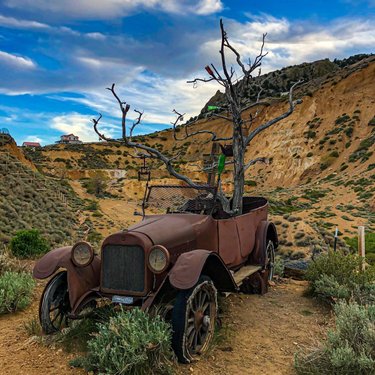 Virginia city Nevada
.
.
.
.
.
.
.
#classic #cars #beautiful #love #virginacity #ghosttown #blue #vintagecars #instagood #instacars #instagram #instadaily #photography #photooftheday #photographer #roadtrip #oldtown #nevada #dessert #clouds#shots #igers #2020 #beautifuldestinations #roadtrip