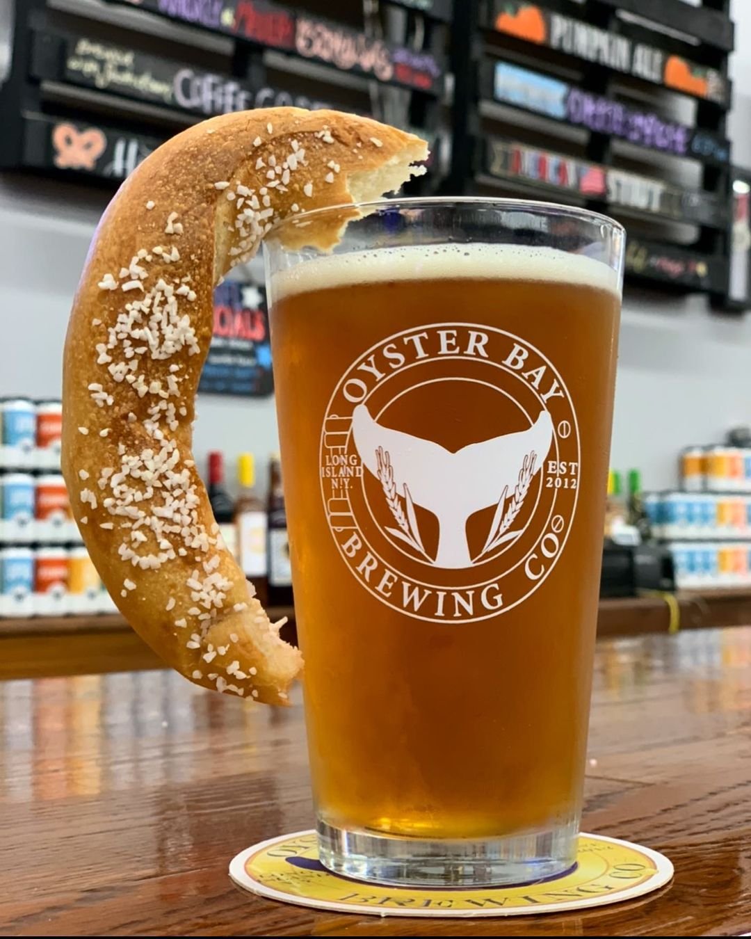 Friday...what’s good?! If you’re in the fall beer mood, try our Pumpkin Ale, Oktoberfest, Sagamore Dark Lager, or our Bourbon barrel aged American stout. Open all weekend🍂🍻 (shown: Oktoberfest paired with one of our German Hot Pretzels🤤)