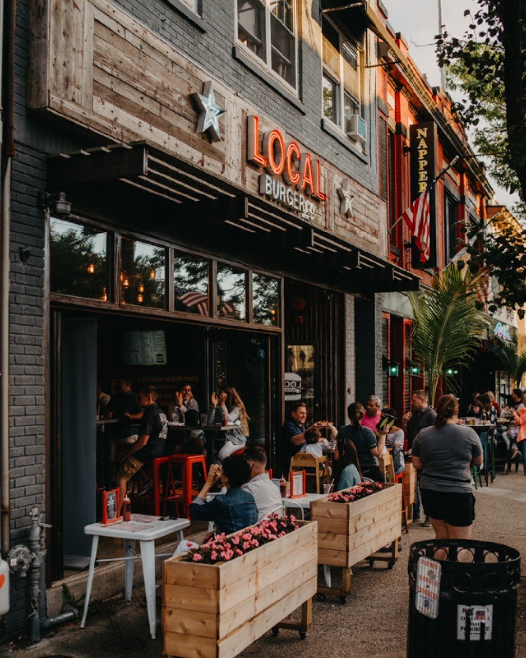 Sunday Funday always starts on Main Street! 

Local Burger Co Bay Shore
📞(631) 647-8300
www.localburgerco.com
🚗 Pick up & Delivery Available
🌞 Outdoor and Indoor Dining

🥤Milkshake Mondays
Buy 1 get 1 Milkshakes every Monday
🍹Happy Hour - All day Everyday
$5 Margaritas 🍓🥭🍉🌶
$6 Pina Coladas🍍
$8 Rocket Fuels🧉

#bayshore #localburgerco #lieats #longislandeats #devourpower #foodie #lovefood #cheatdayeats #forkyeah #foodbeast #longisland #discoverlongisland #exploreli #burgers #fries #milkshakes #craftbeer #cocktails #margaritas #happyhour