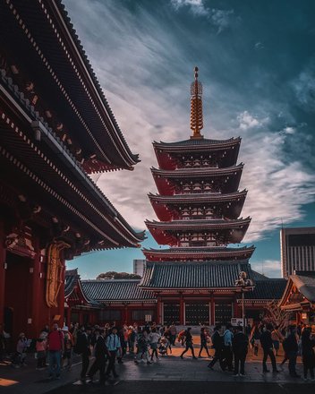 tourhub | Senso-ji Temple Crowdriff Gallery