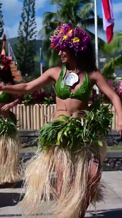 タヒチアンダンスの衣装 - Tahiti Tourisme