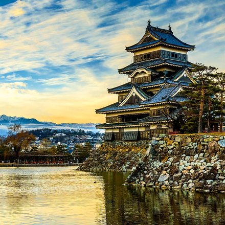 tourhub | Matsumoto Castle Crowdriff Gallery