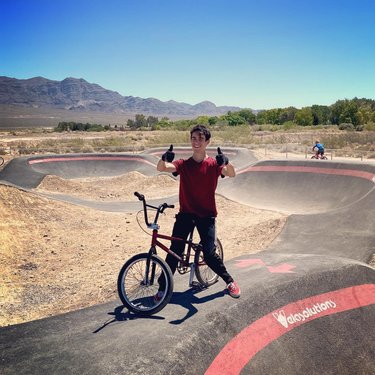 Progress at the pump track with 288bmx. #silverstate #national #pumptrack #sandmbmx #bmxracing