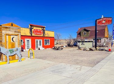 Have you ever eaten at a diner in a ghost town? 🍴👻
My bestie and I stopped at The Dinky Diner in the (sort of) ghost town of Goldfield, Nevada. #TheDinkyDiner is a tiny, family-owned diner that serves delicious food! 🍔🥗 (swipe to see the menu)
•
We had the pleasure of being served by Karie, the restaurant owner, and her brother, who was cooking (he’s also an actor!). Karie showed us her huge rock and crystal collection - you need to swipe to see the rock that contains real gold! 🌟
•
Goldfield, Nevada is an old gold and silver mining town that was booming in the early 1900s. Floods and fires destroyed most the town, but there are still about 170 people that live there! It’s a really cool town. 😀
•
📍The Dinky Diner
323 Crook Ave
Goldfield, Nevada 89013
•
•
•
•
#ghosttowns #goldfieldghosttown #goldfieldnevada #travelnevada #nevadaghosttowns #boomtown #nevada